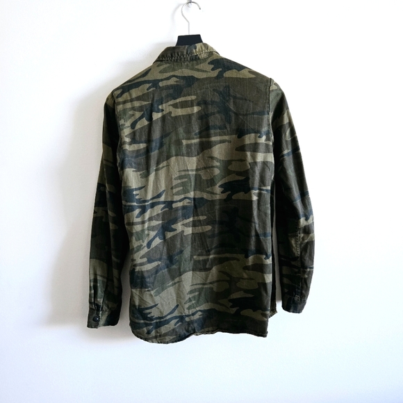 MAISON SCOTCH I XS/S Camo Button Down Shirt - Picture 2 of 8